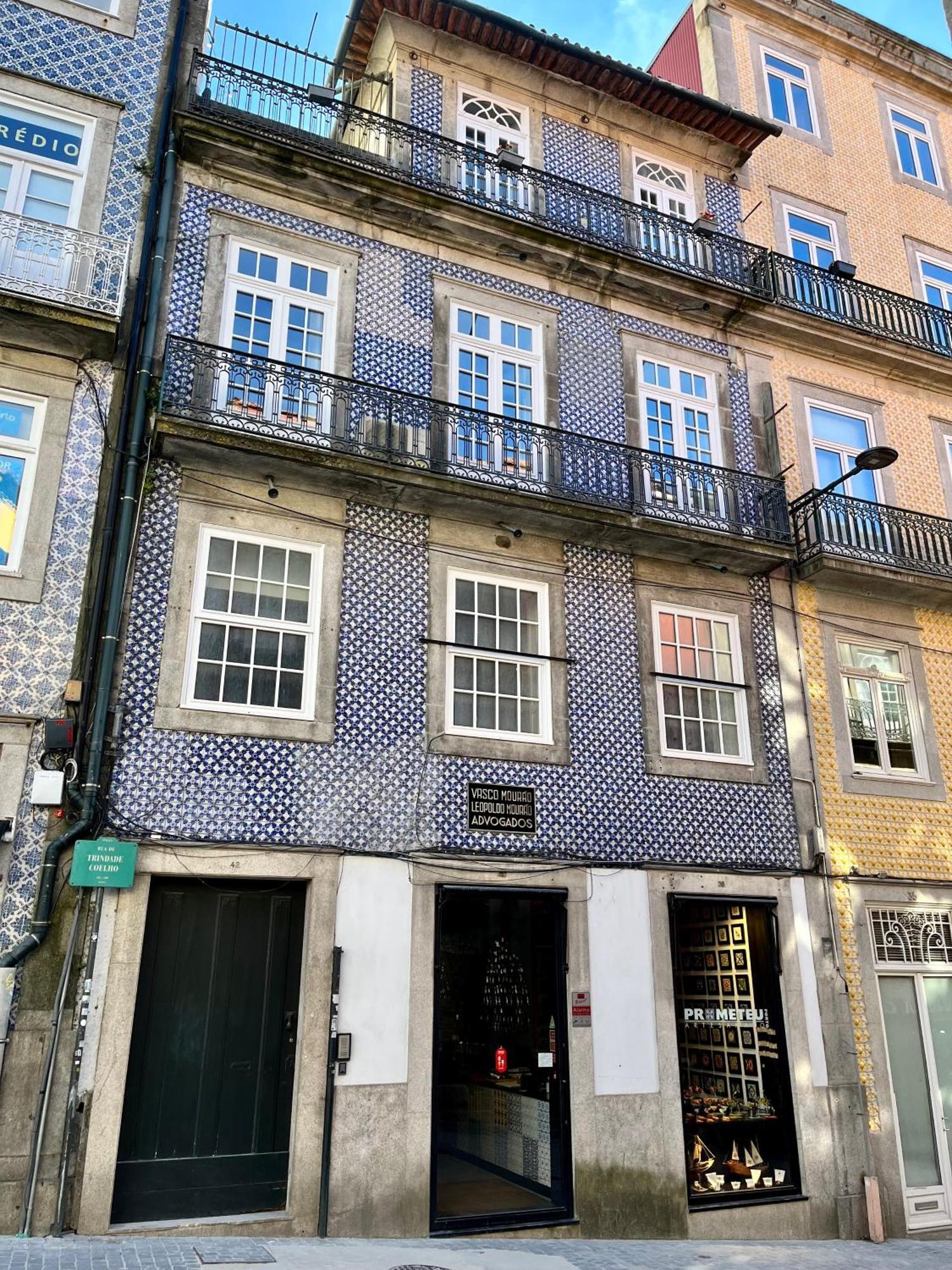 Cardosas Gem - Historic Ap 1F Appartement Porto Buitenkant foto